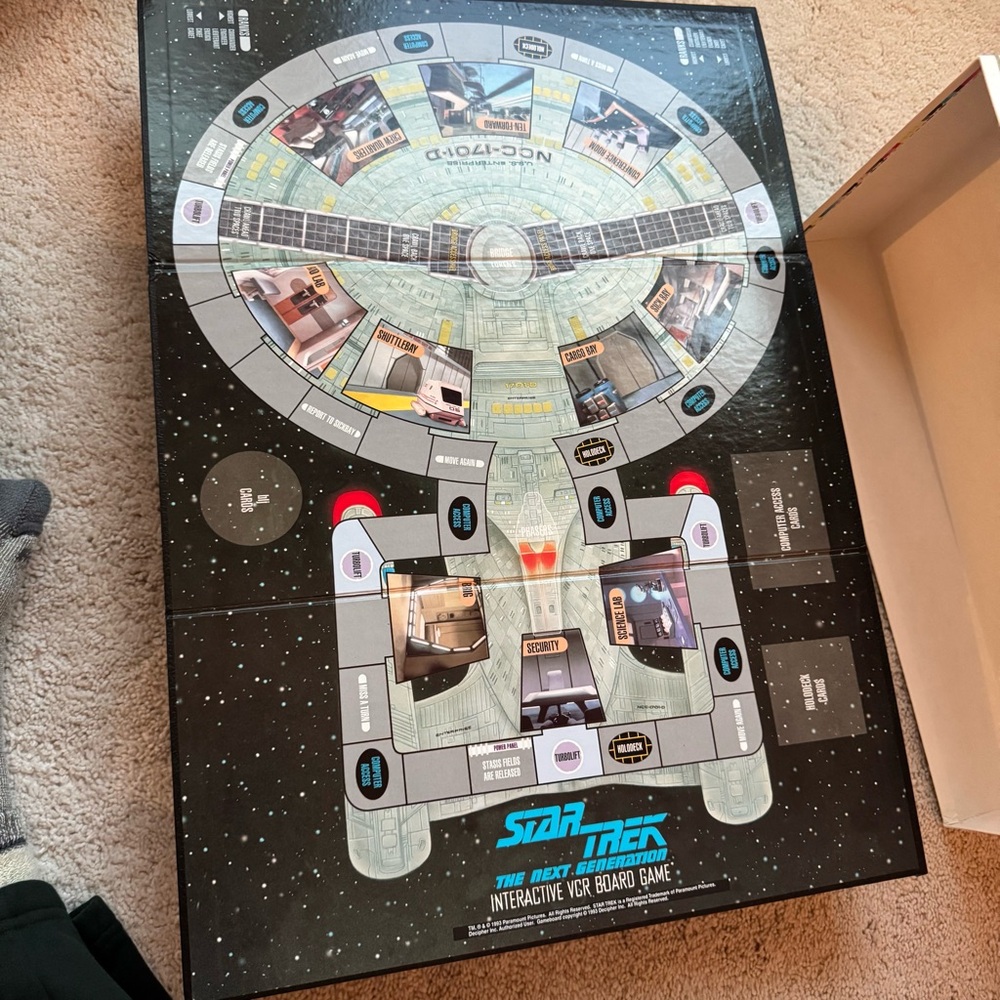 Star Trek The Next Generation Interactive VCR Board Game - Picture 13 of 14